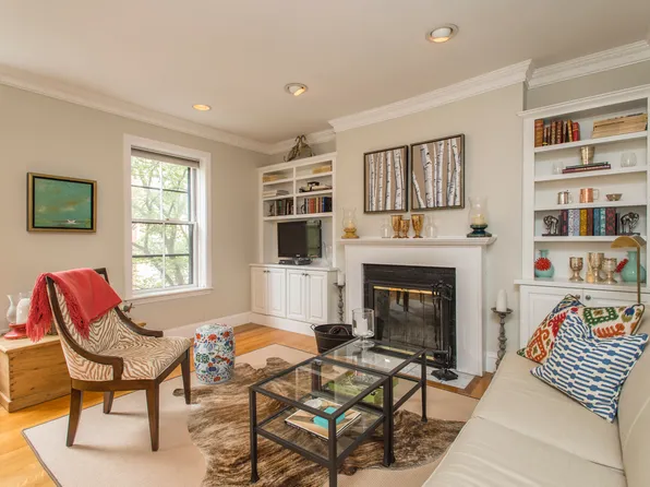 63 W Cedar St APT 3, Boston, MA 02114