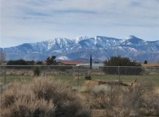 10611 Yucca Terrace Dr, Oak Hills, CA 92344