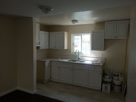 4th image of 9513 Juniper St