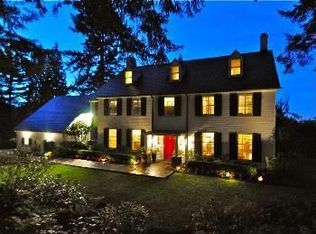 494 NW Greenleaf Rd, Portland, OR 97229