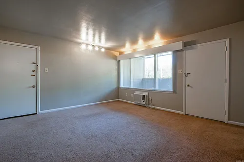 123 N Polk St #14 Photo 1