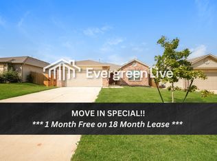 2204 Dillards Dr, Chickasha, OK 73018
