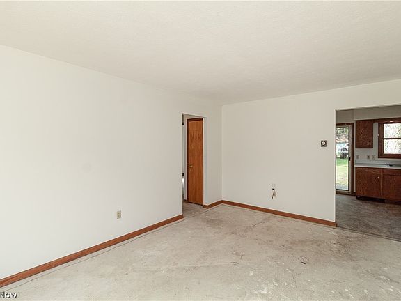 4th image of 264 Union St #268