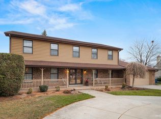 1141 N Old Fence Rd, Addison, IL 60101