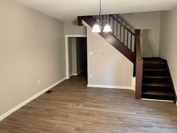 Dining Room - Open Concept Floor Plan