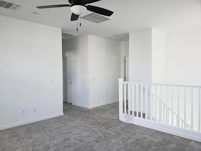 1315 W Crane Dr — Photo 10