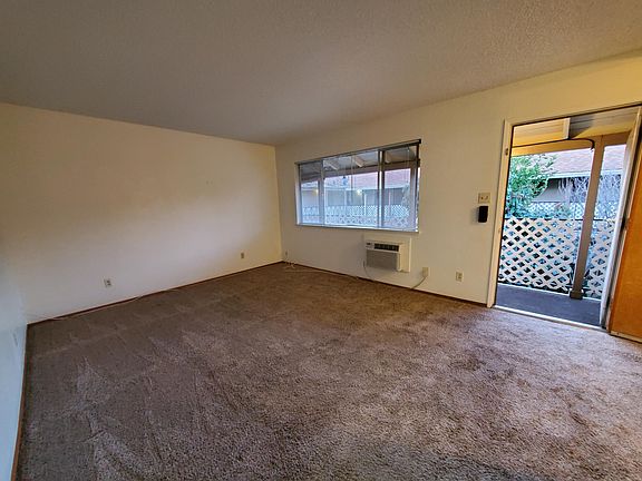 3rd image of 4229 Boone Ln APT 14