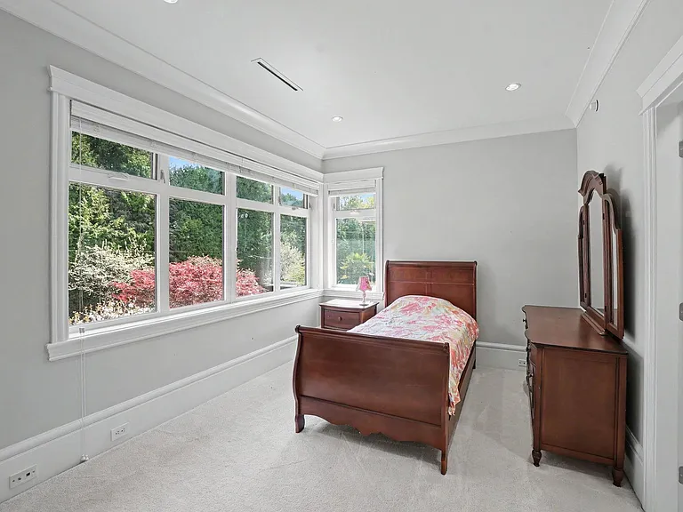 4433 Wallace St — Photo 27