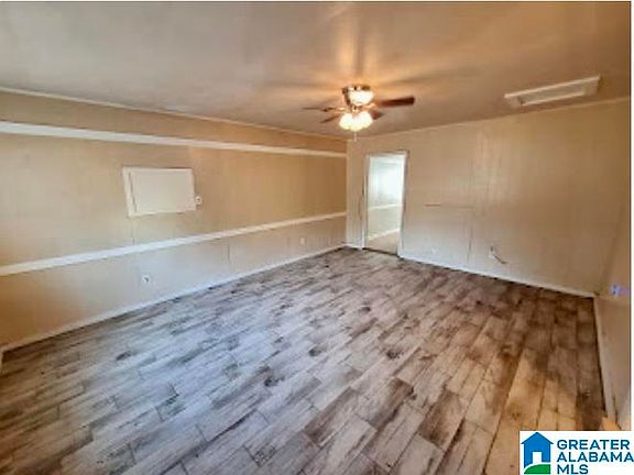 3rd image of 2716 Vandy Dr