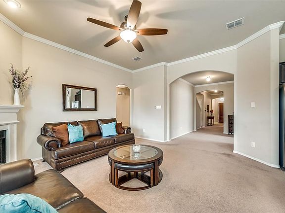 5th image of 4111 Gaillardia Way