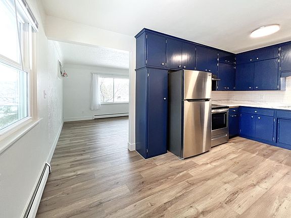 5th image of 1651 10th Ave APT 1