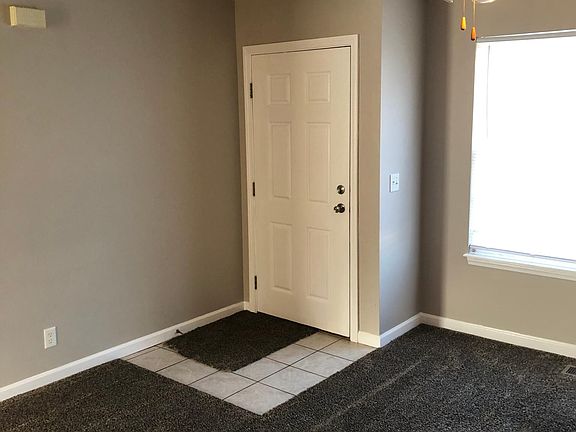 2nd image of 413 Fairington Ave