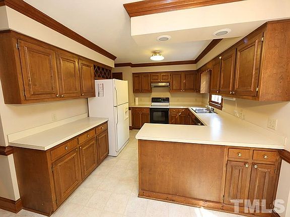 4th image of 8304 Apple Orchard Way