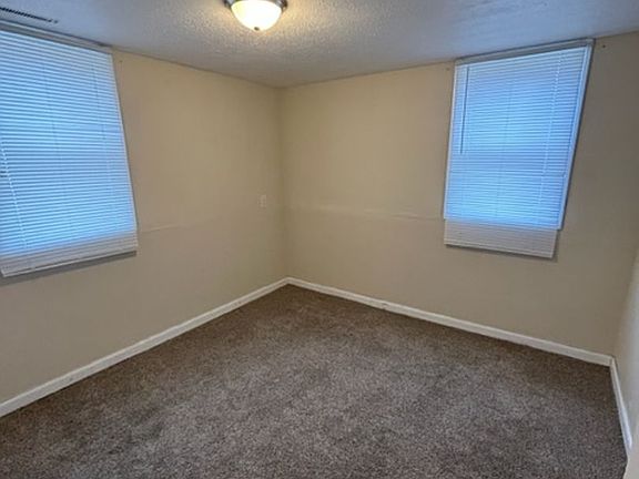 5th image of 690 Rock Island Ave APT 4