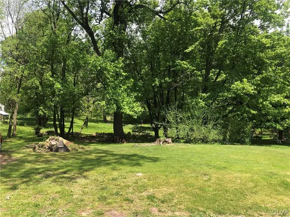 1534 Heller Ave, Bethlehem, PA 18015