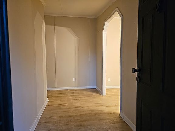 5th image of 1330 Rainbow Falls Rd