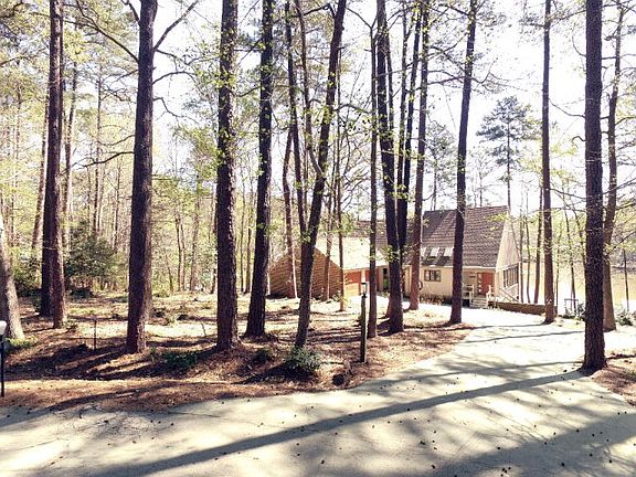 2nd image of 51 Tall Pines Ln