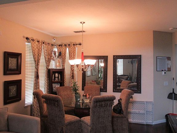 4th image of 275 Tamarisk Circle