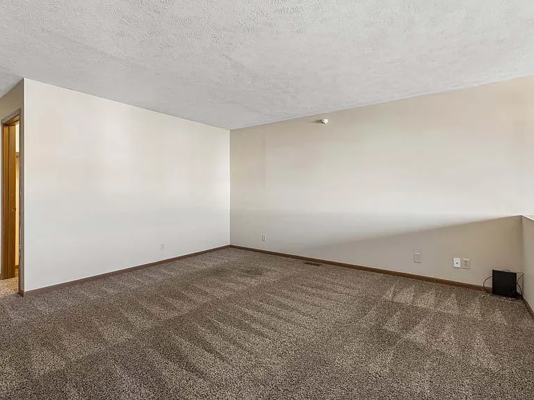 Pine Lake Heights Apartments — Photo 175