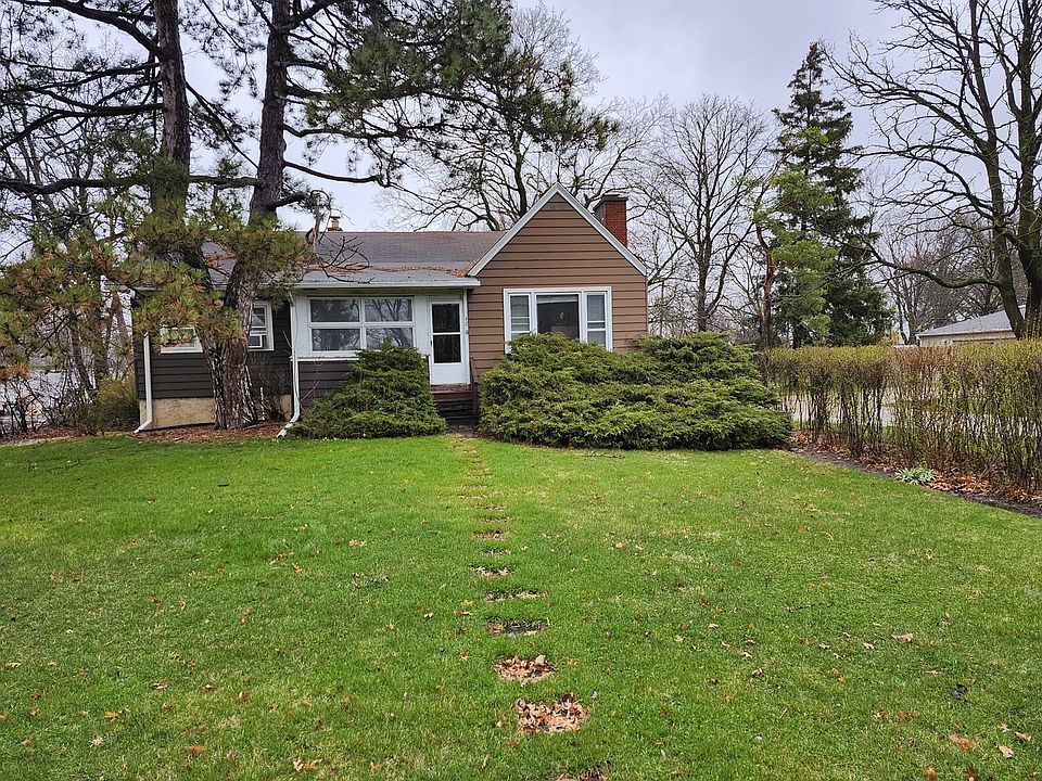 1st image of 48 Park Dr