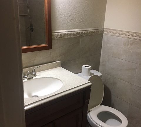3rd image of 1300 W 47th Pl APT 218B