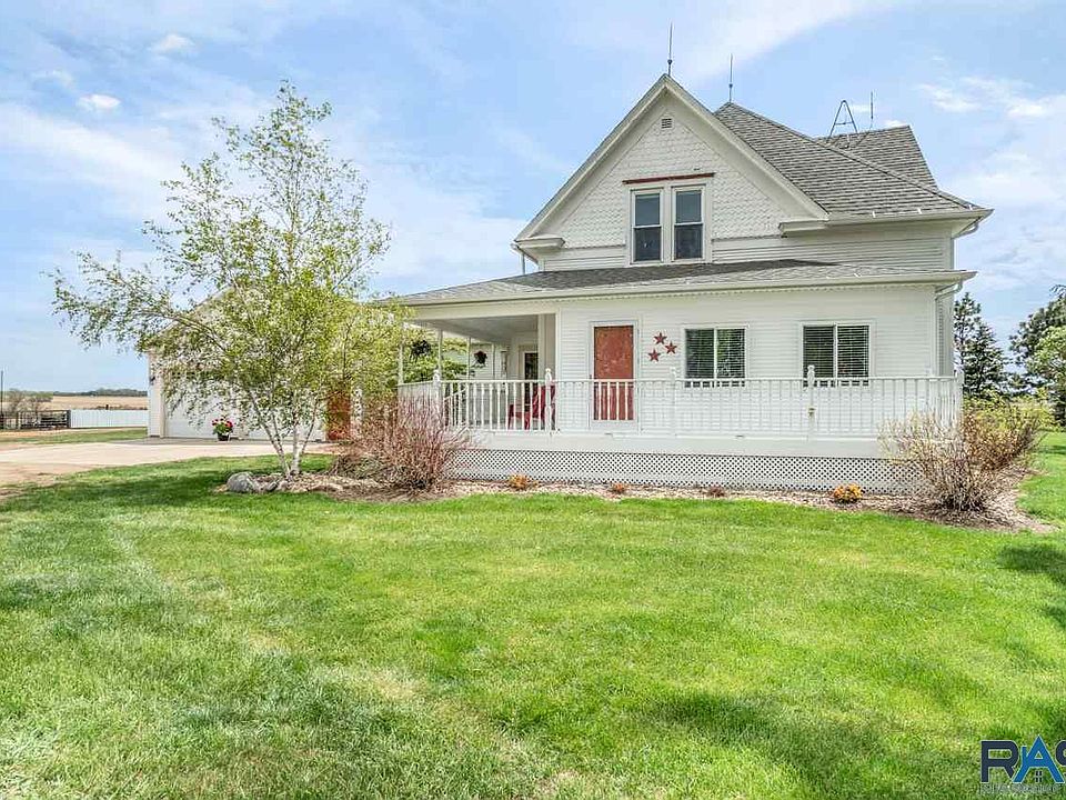 28588 State Highway 11, Canton, SD 57013 | Zillow
