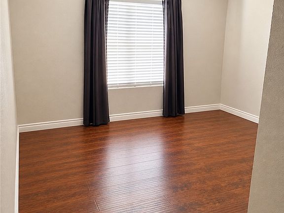 3rd image of 8070 W Russell Rd Unit 1015
