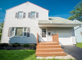 350 Humboldt St, Rochester, NY 14610