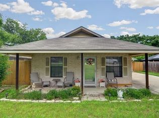 903 Liberty St, Weatherford, TX 76086
