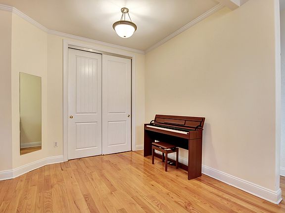 5th image of 2677 Kennedy Blvd APT 7