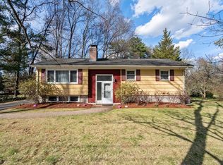 22 Breakneck Hill Rd, Southborough, MA 01772