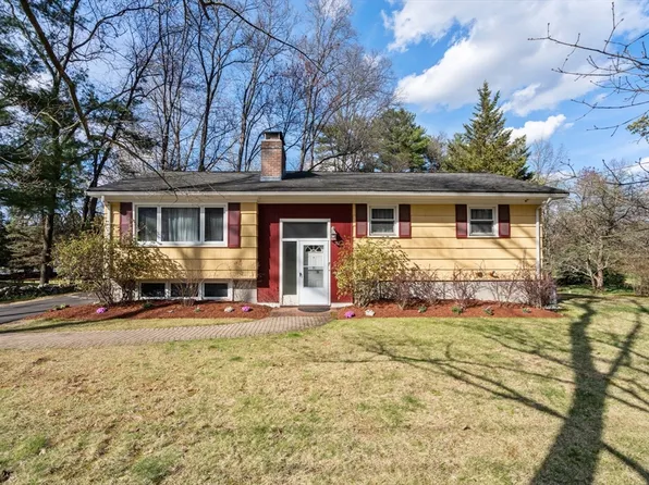 22 Breakneck Hill Rd, Southborough, MA 01772