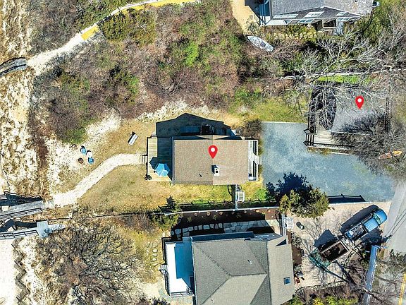 2nd image of 232 Robbins Hill Road