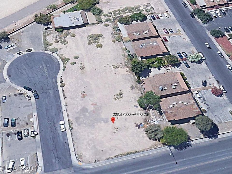 2nd image of 2301 Seco Adobe Cir
