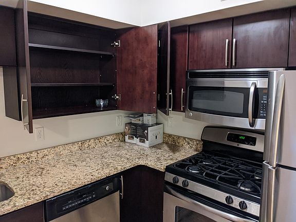 2nd image of 146 32nd St #1