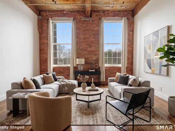 92 Main Street #206, Deep River, CT 06417