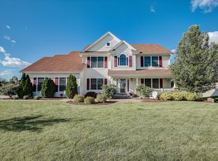 S84W12894 Blue Heron Ln, Muskego, WI 53150