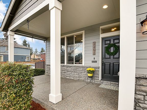 3rd image of 9704 NE 86th St