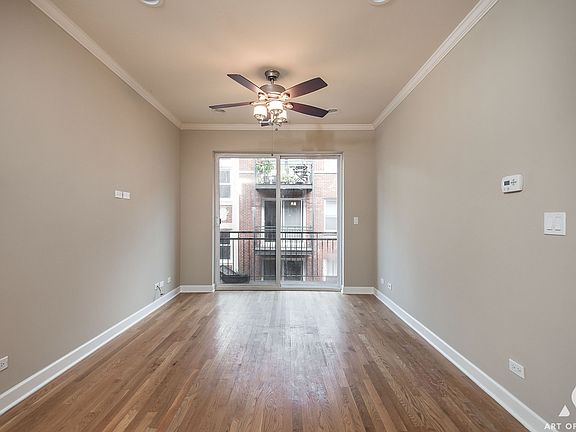 5th image of 3703 N Kenneth Ave Unit 212