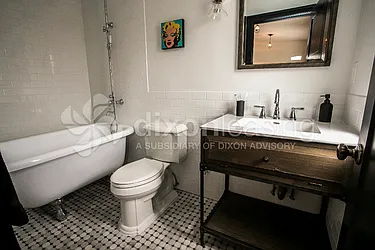 Rented by Dixon Advisory USA Inc.