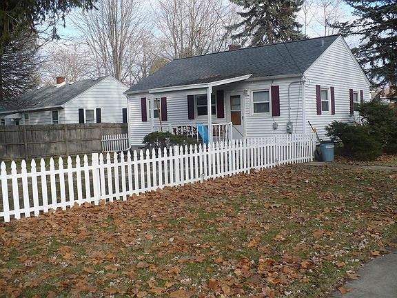 2nd image of 501 Cowles Ave