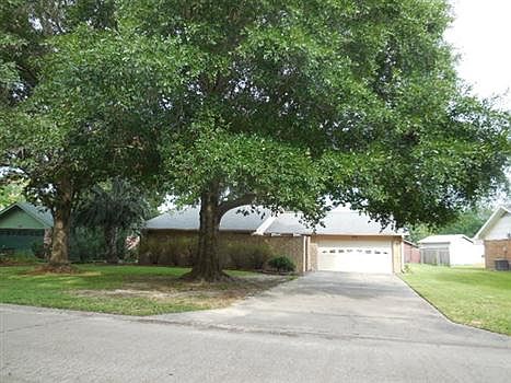 1st image of 609 Bonvue St