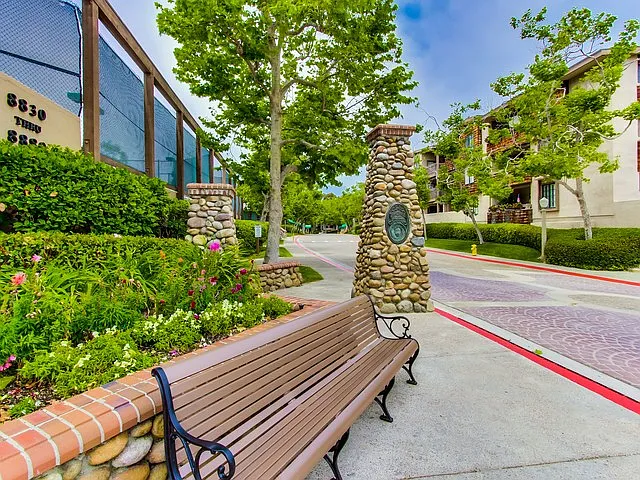 8860 Villa La Jolla Dr #218 — Photo 9