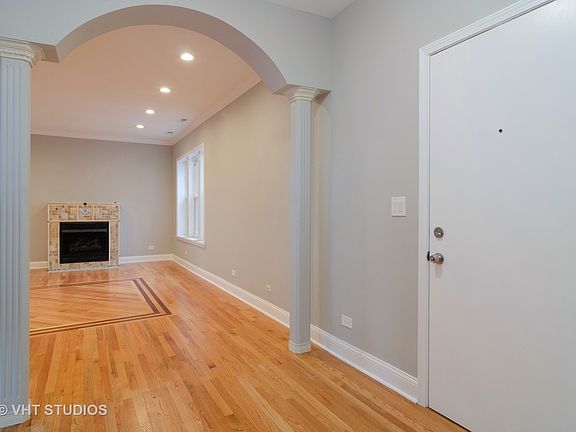 2nd image of 6908 N Lakewood Ave APT 3W