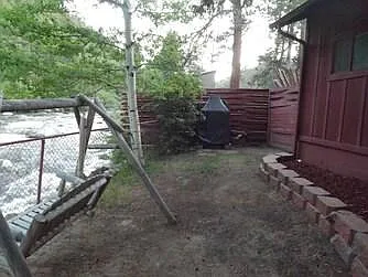 3 bed, 1351 sqft, $2,000 — Photo 2