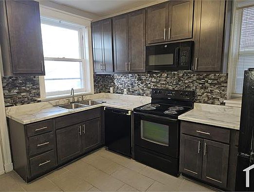 2nd image of 4915 Northland Pl Floor 1