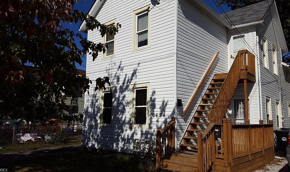 1st image of 2624 Woodbridge Ave #2