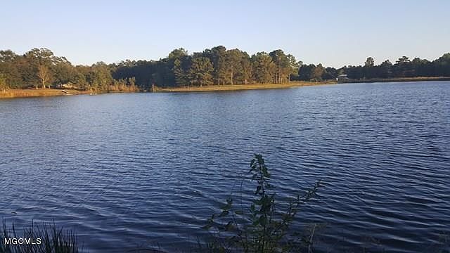 1st image of 0 Cypress Dr E