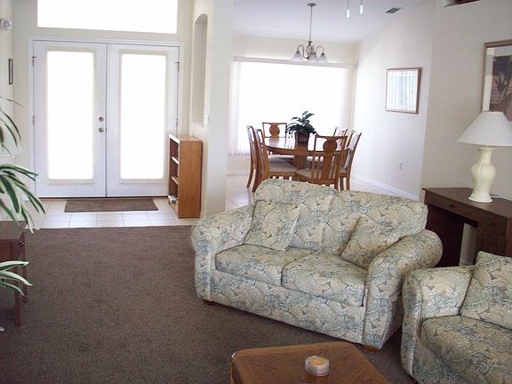 3rd image of 8 Long Meadow Ln