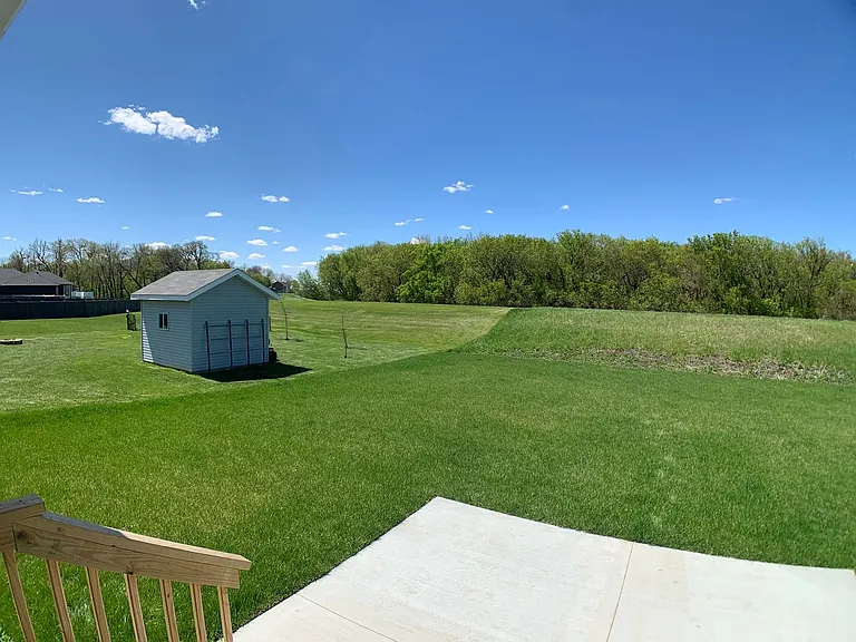 1360 Goldenwood Dr NW — Photo 24
